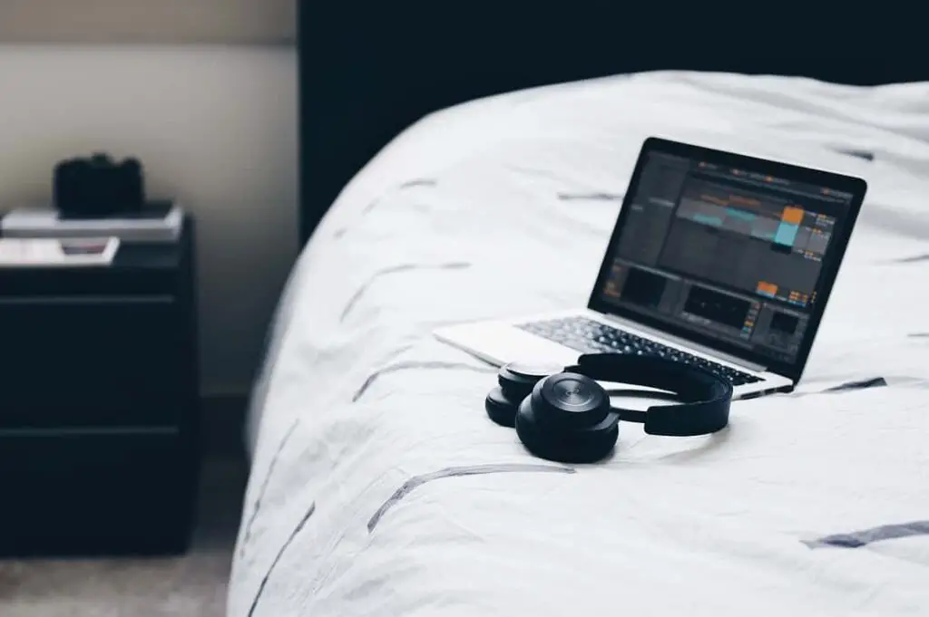 why headphone is not working in windows 10