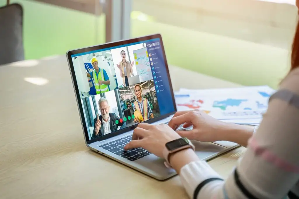 my camera is not working on zoom windows 10