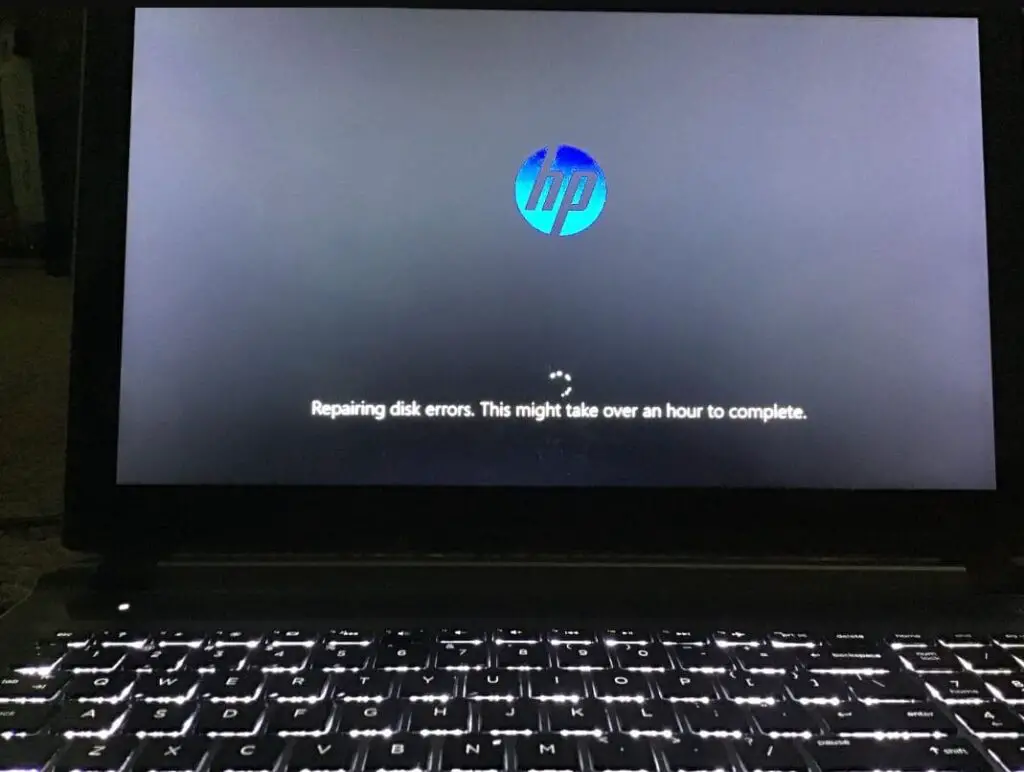 windows 11 Repairing Disk Errors